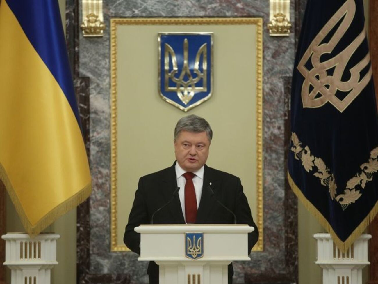Порошенко заявил, что Украина является "гарантом невозвращения Европы" во времена СССР