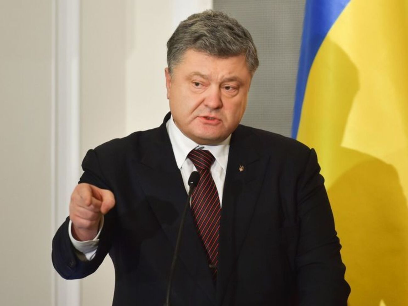 Порошенко сказал, что был одним из первых, кому звонил Трамп после победы на выборах