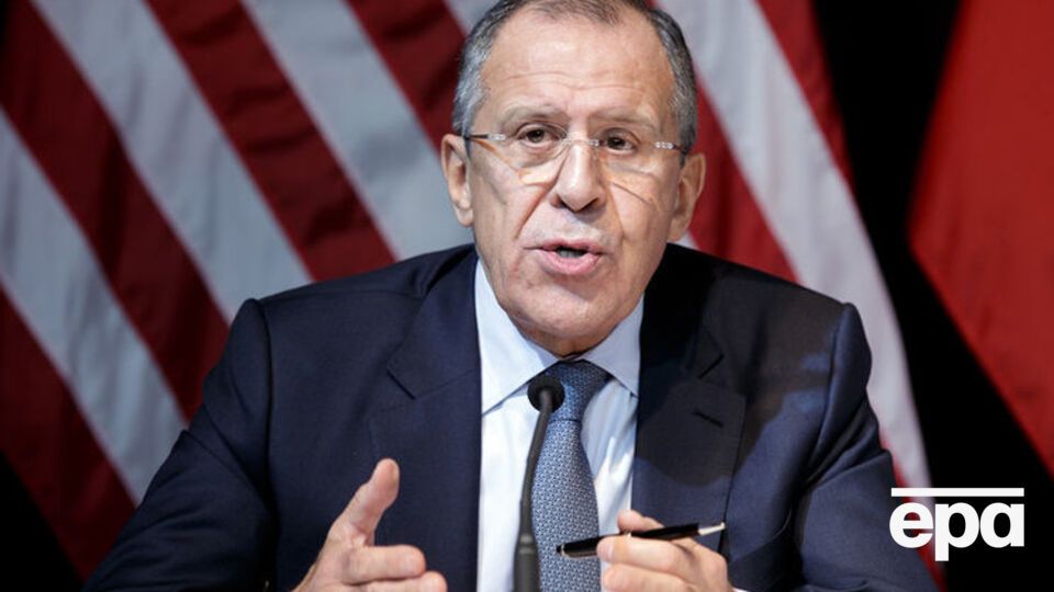 Лавров заявил, что Россия не собирается выступать за изменение Минских соглашений