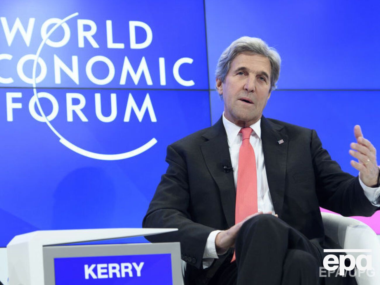 Керри считает эффективной работу Белого дома в противостоянии РФ