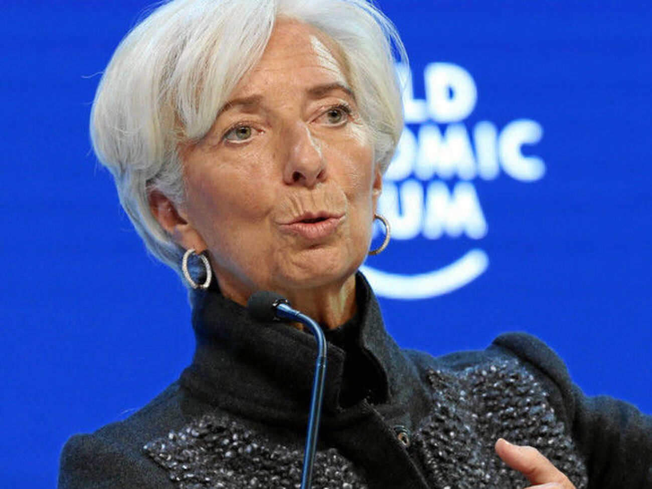 Лагард: Я бы сказала, что средний класс одновременно растет и сокращается