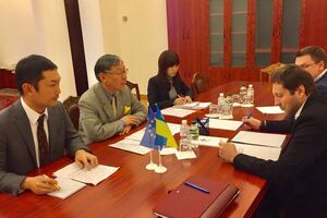 Посол Японии в Украине Суми Шигеки встретился с министром информационной политики Юрием Стецем
