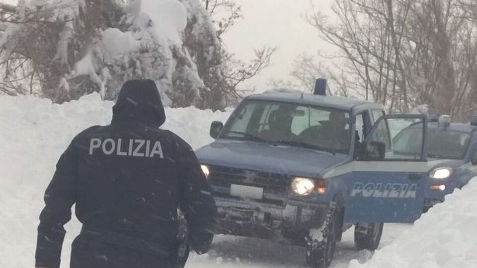 Украинцев в накрытом снежной лавиной отеле в Италии не было, утверждают в МИД