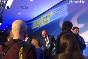 Участники "украинского ланча" призвали усилить борьбу с коррупцией