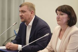 Министр юстиции Павел Петренко и глава НАПК Наталья Корчак