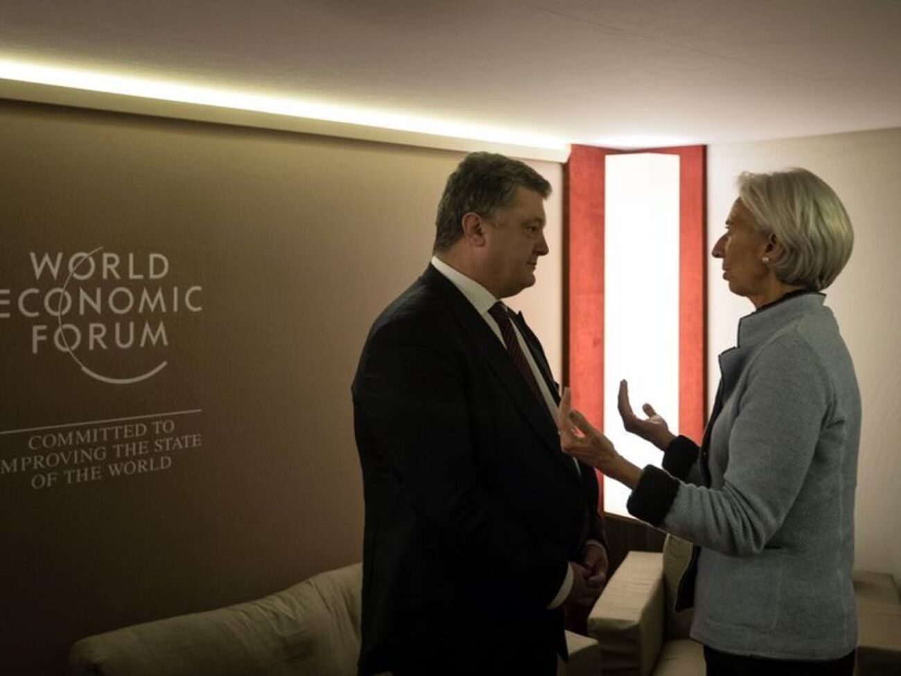 Порошенко и Лагард пообщались на полях форума в Давосе