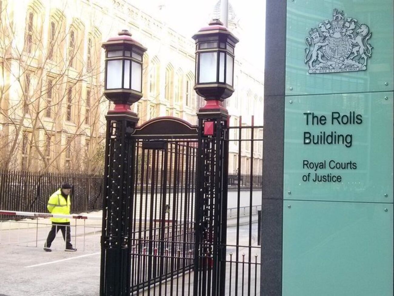 В британском суде Украина и Россия представили противоложные позиции относительно "долга Януковича"