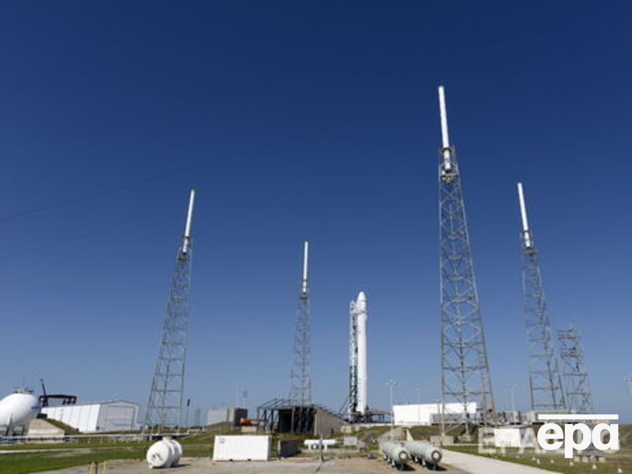 Falcon 9 вновь готов к выводу спутников на орбиту