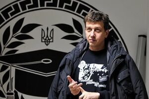 Доний: Выполнения обещаний среди приоритетов Порошенко нет