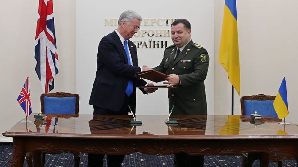 Фэллон и Полторак подписали совместное заявление
