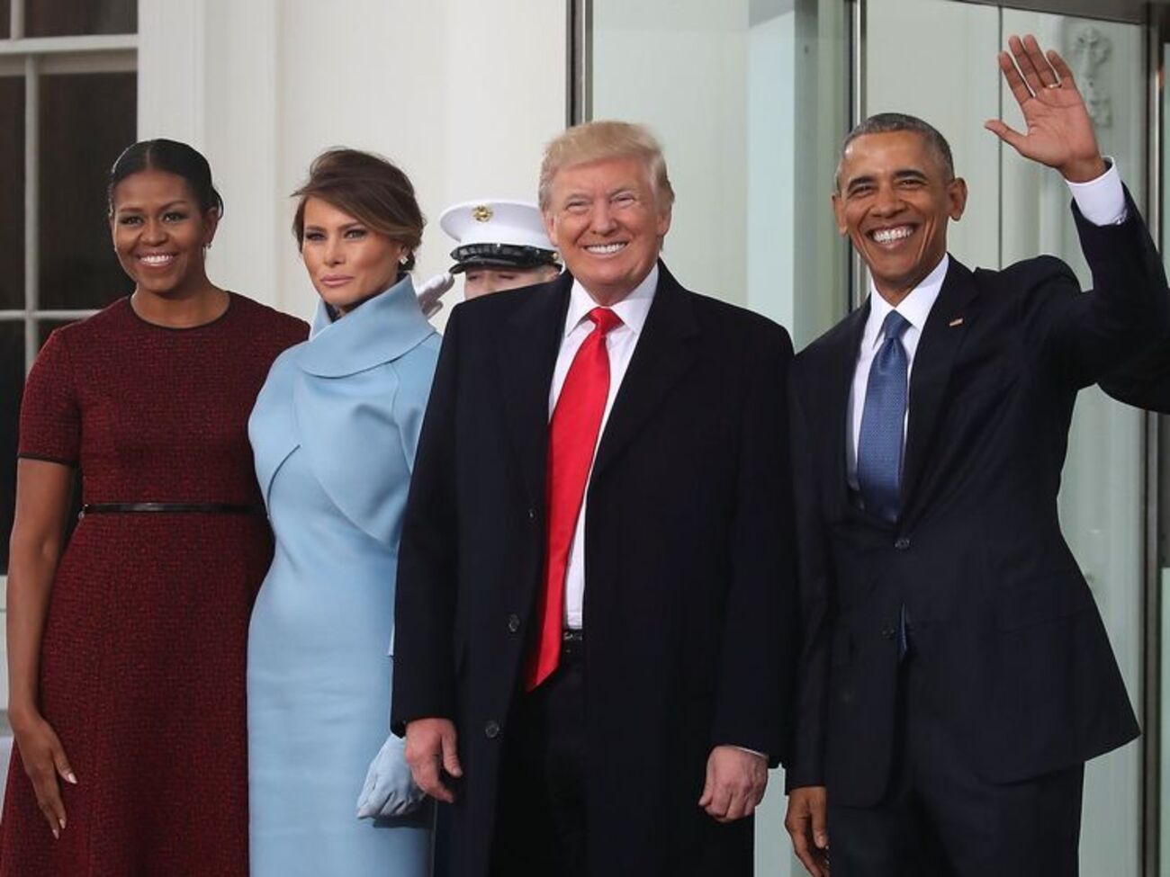 Трампы и Обамы встретились на пороге Белого дома