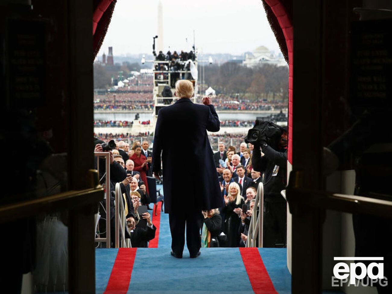 Сегодня&nbsp;Трамп вступил в должность президента США