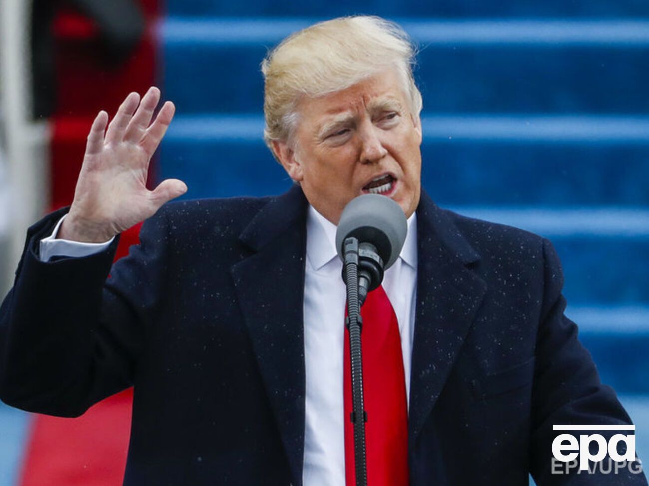 Трамп хочет ввести в США национальный день патриотизма