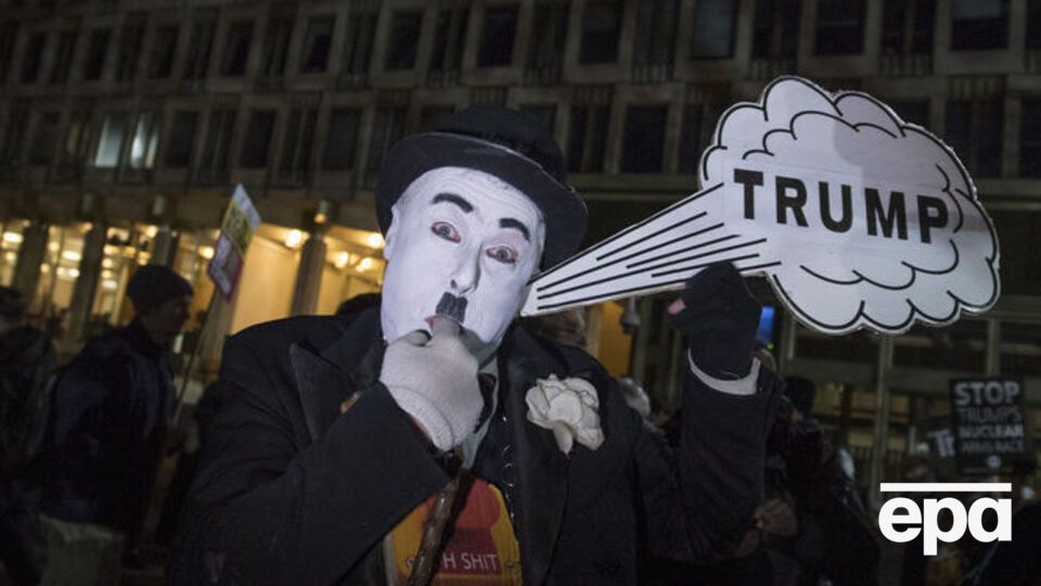 Российского журналиста задержали вместе с протестующими против Трампа