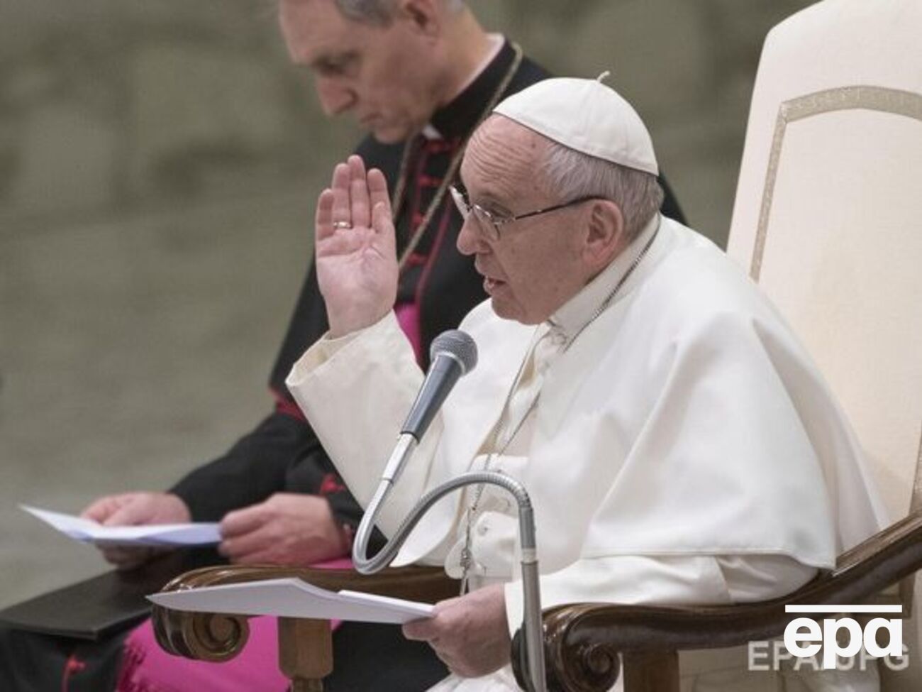 Папа Франциск призвал Трампа заботиться о бедных и нуждающихся