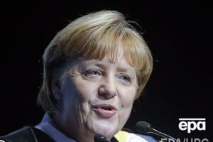 По словам канцлера, она "твердо верит" в то, что совместные действия, основанные на общих правилах и ценностях, в сфере международной экономики и торговли всем пойдут на пользу