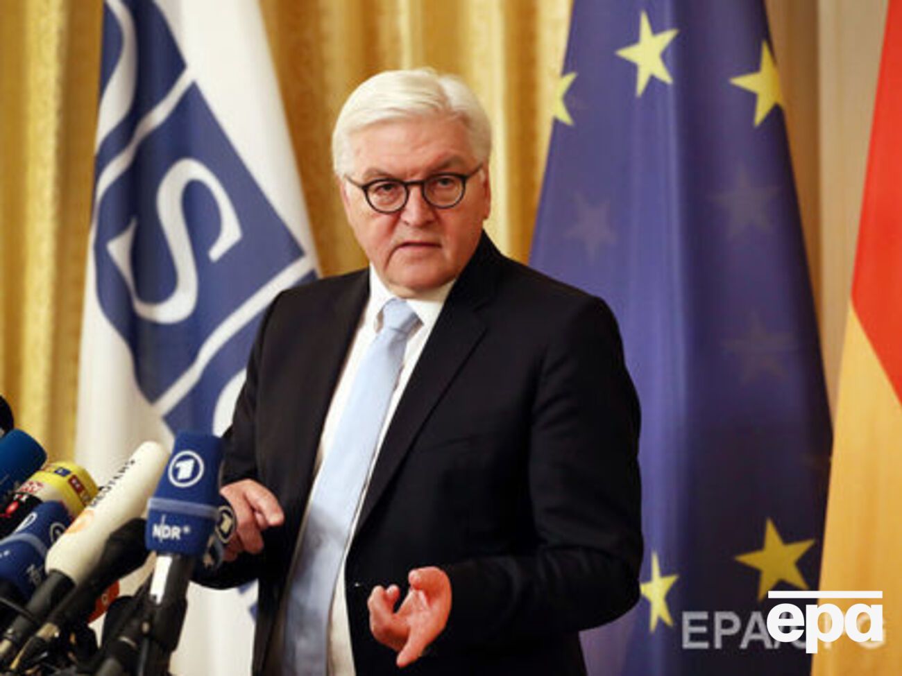 Штайнмайер выразил уверенность, что Германия найдет в Вашингтоне "внимательных слушателей", которые знают, что даже большие страны нуждаются в&nbsp;хороших друзьях и союзниках