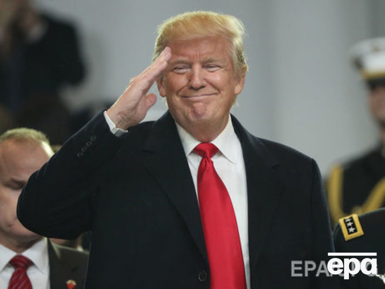 Экс-главе ЦРУ не понравилось поведение Трампа в штаб-квартире ведомства