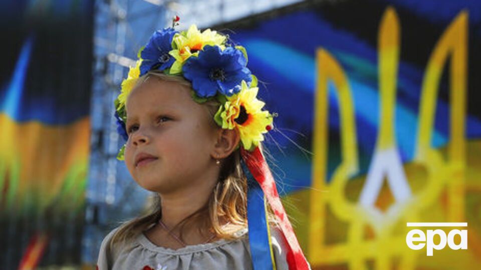 Законопроект определяет, в каких сферах использование украинского языка обязательно