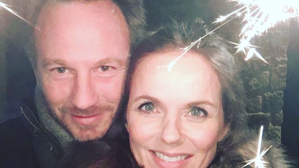 Холливелл: Мы с Кристианом рады объявить, что сегодня на свет появился наш сын