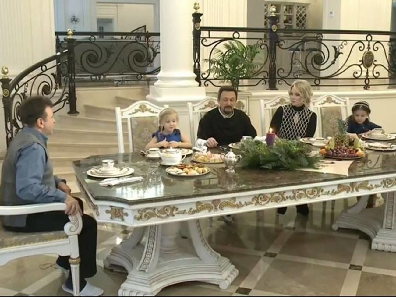 Михайлов принял Кизякова у себя дома