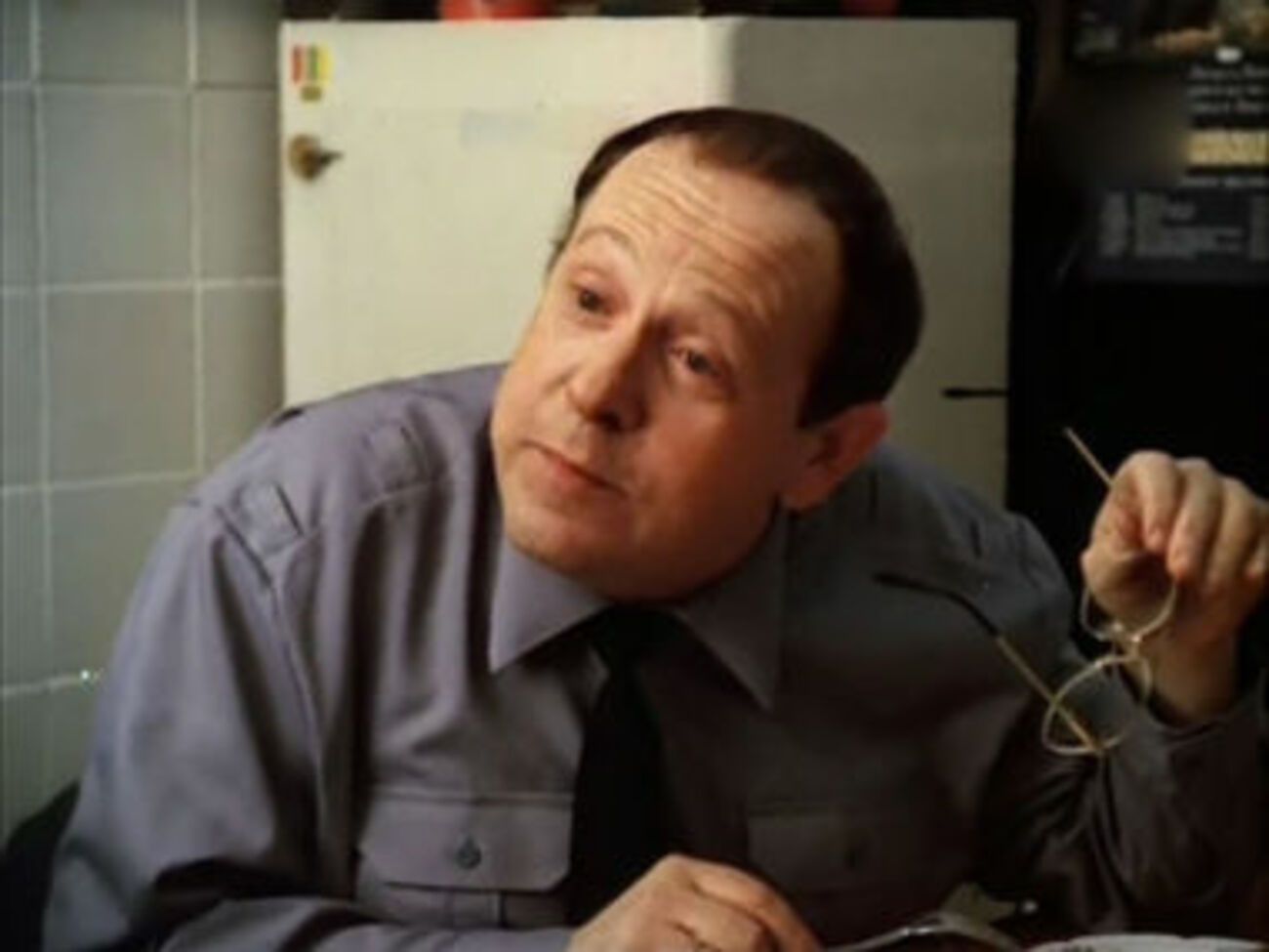 Бабаев:&nbsp;Идут российские сериалы с субтитрами на украинском языке. Разве кто-то читает этот перевод?