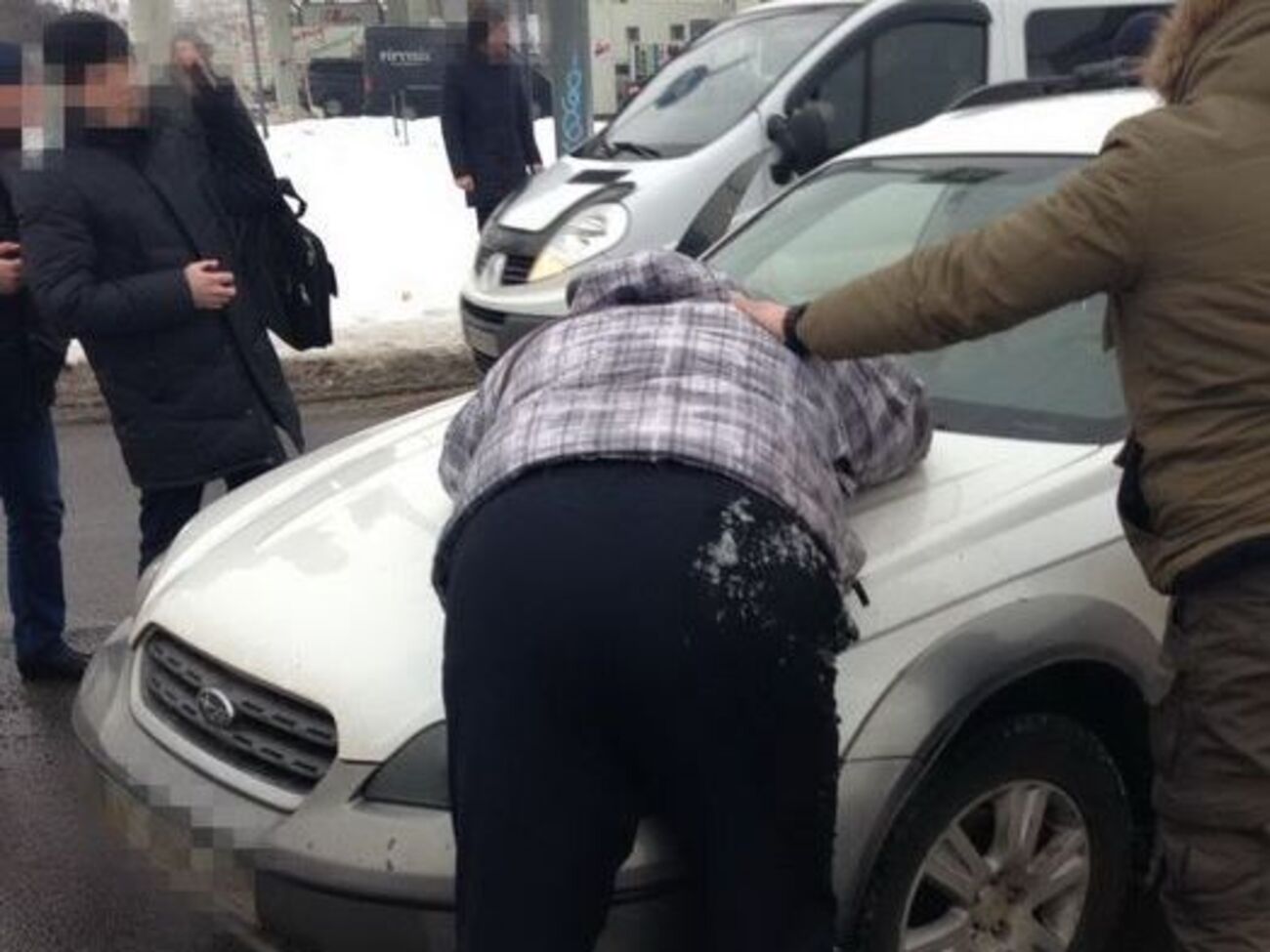 Служба внутренней безопасности задержала полковника СБУ, пытавшегося собирать деньги с пограничников