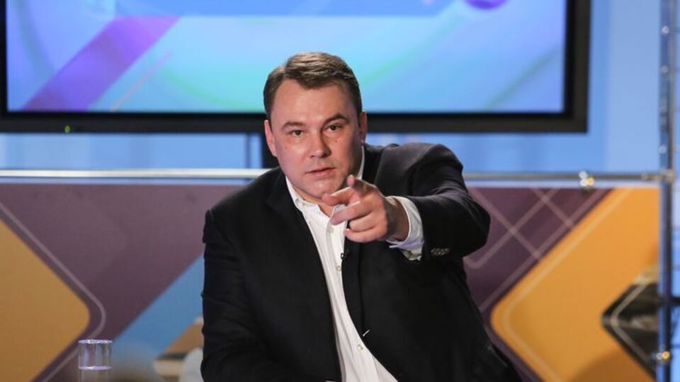 Петр Толстой заявил, что люди, которые подписывают петиции против передачи Исаакиевского собора РПЦ, зря тратят свое время