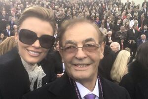 Николаенко с мужем отправилась на официальное мероприятие