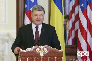 Порошенко: Россия совершает кибератаки не только против Украины