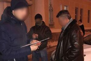 Судью Головатюка задержали во время получения второй части взятки
