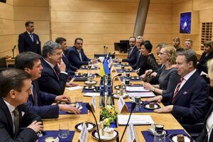 Президент провел встречу с представителями парламента Финляндии