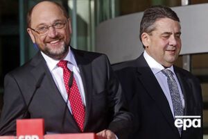 Шульц (слева) должен стать преемником Габриэля на посту лидера СДПГ