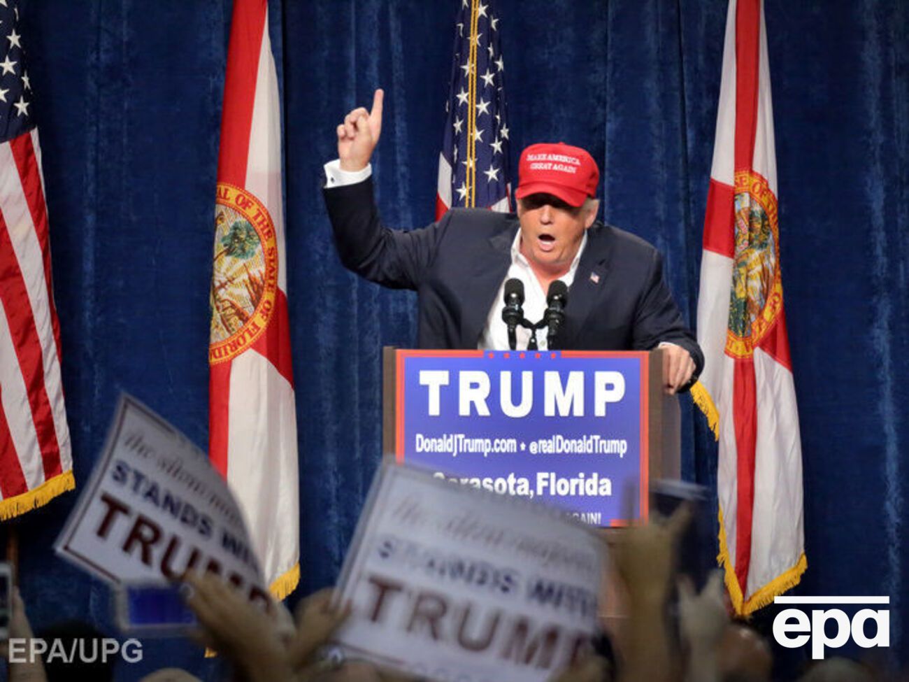 Трамп в 2020 году будет предлагать "Сохранить Америку великой"