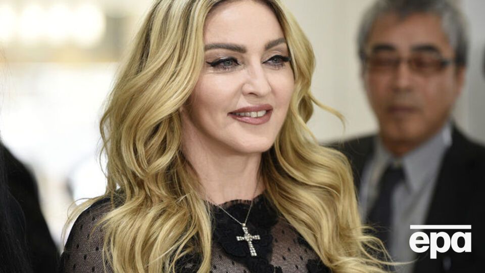 Радиостанция запретила песни Мадонны