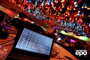 По данным СМИ, хакерскую группировку "Шалтай-Болтай" покрывал сотрудник ФСБ