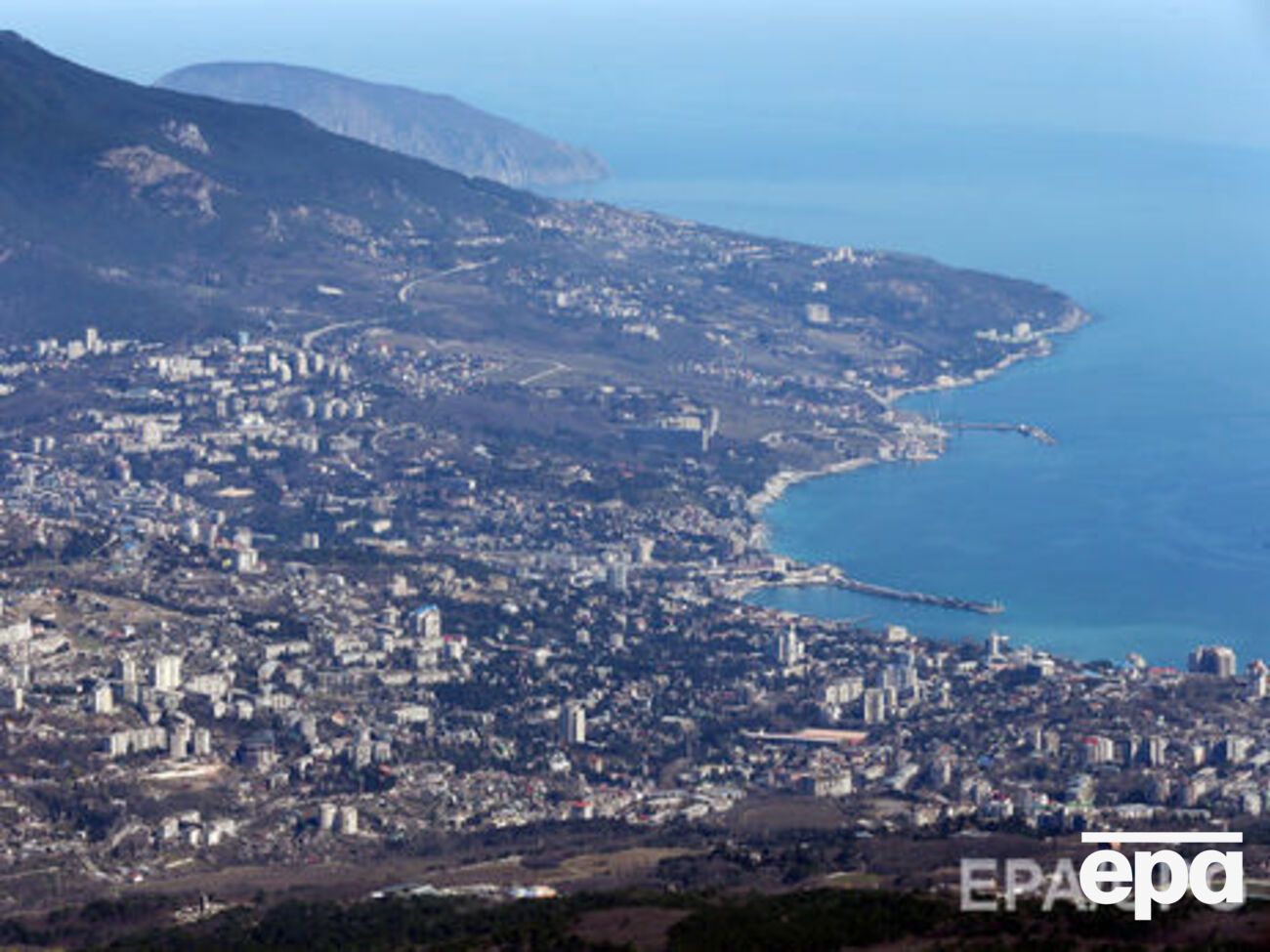 Сегодня в Крыму задержали двоих представителей крымскотатарского народа