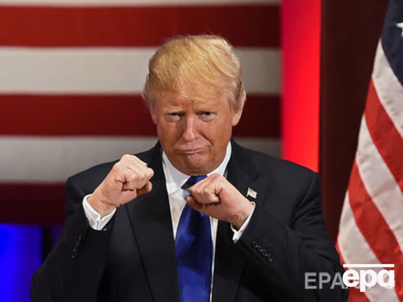 10% россиян считают, что с приходом в Белый дом Трампа отношения между РФ и США ухудшатся