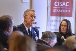 Хайтен заявил, что США подготовятся к противостоянию в космосе
