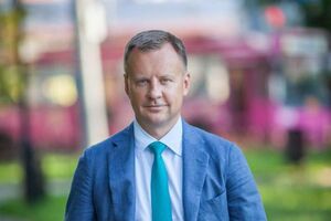 Кашин отметил, что Вороненков (на фото) пришел в КПРФ беспартийным, "и это надо учитывать"