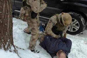 Матиос: Мы с Нацполицией и КОРД задержали "чернобыльских крыс", которые жрали государственный кактус бюджета