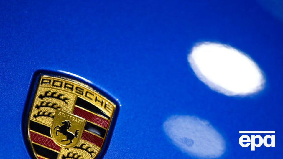 Porsche проведет замену крепежных винтов в 16 тыс. автомобилей