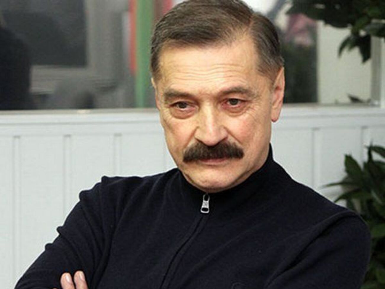 Тиханович вместе с женой Ядвигой Поплавской создал дуэт "Счастливый случай"