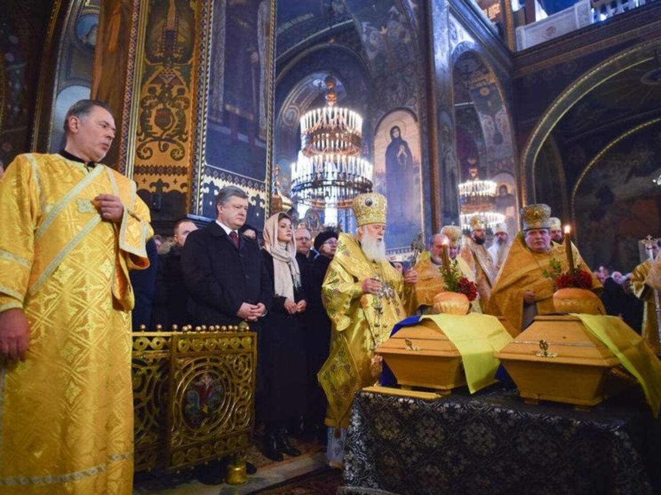 Панихида по Олесю прошла во Владимирском соборе Киева
