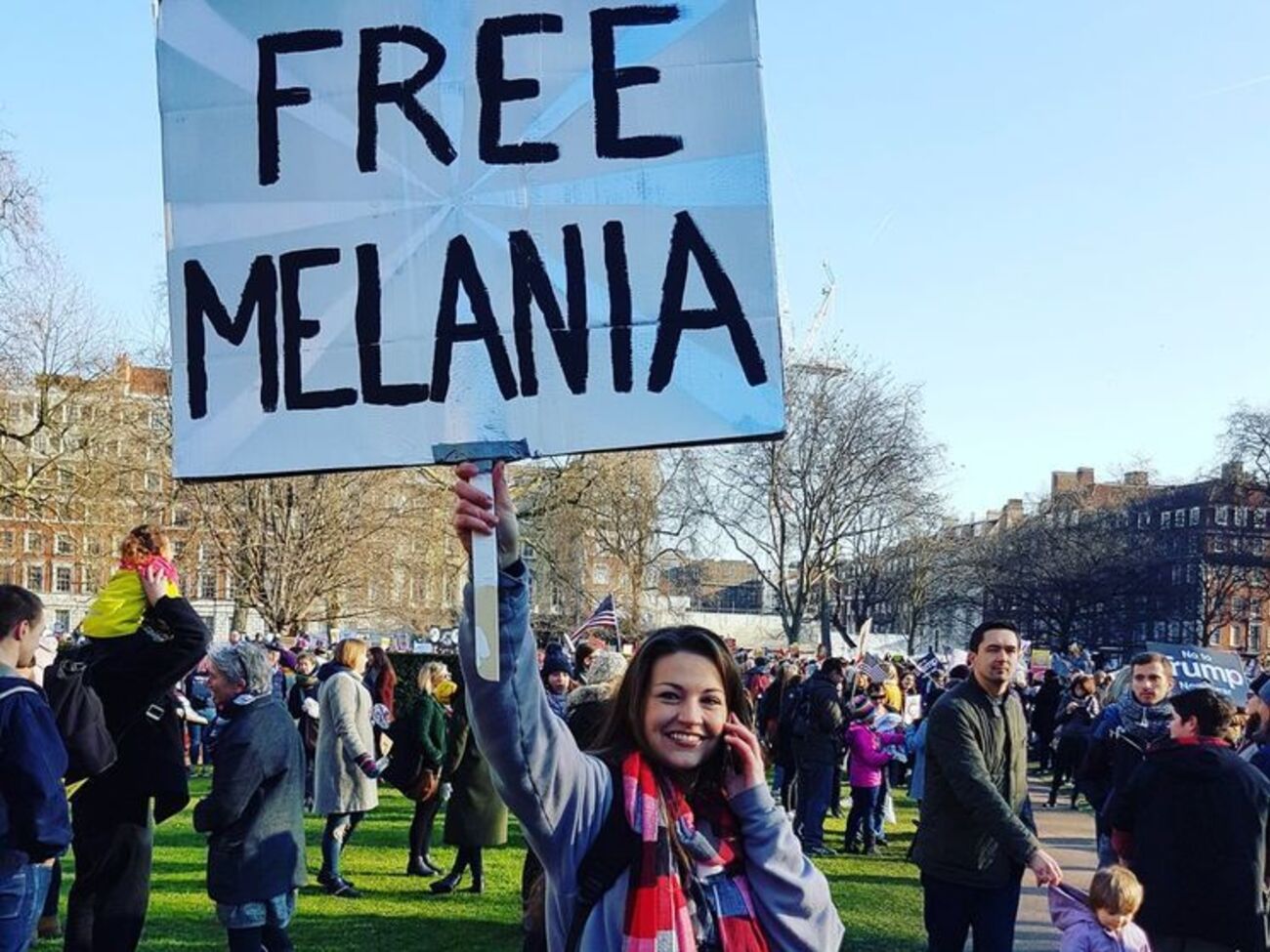 Участницы марша в защиту прав женщин требовали "освободить Меланью"