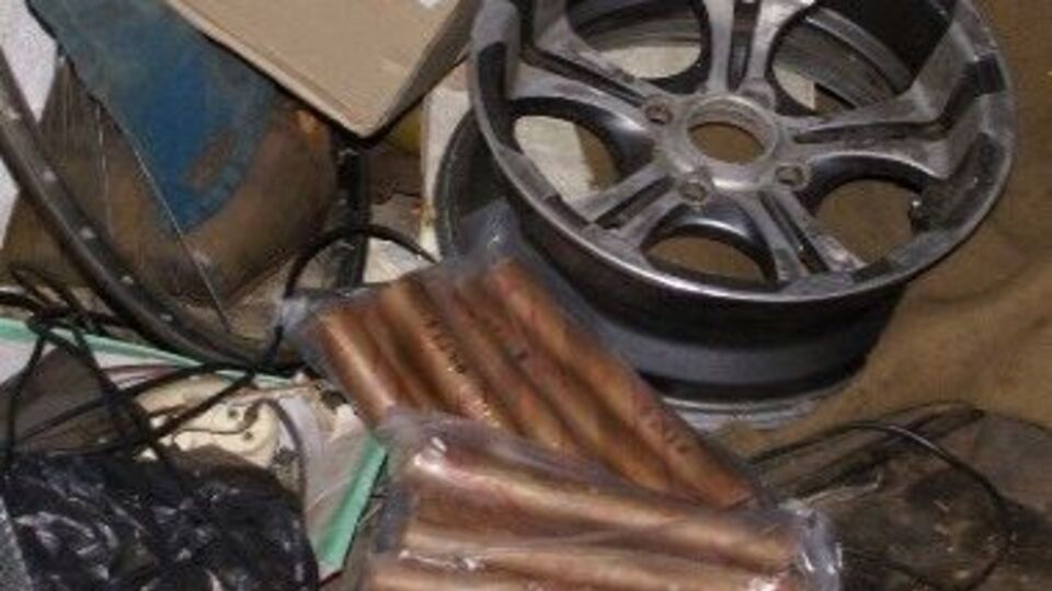 СБУ: Шашки нашли в частном гараже