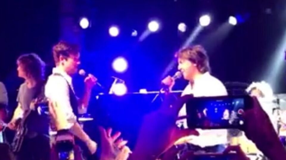 Маккартни выступил на вечеринке Абрамовича