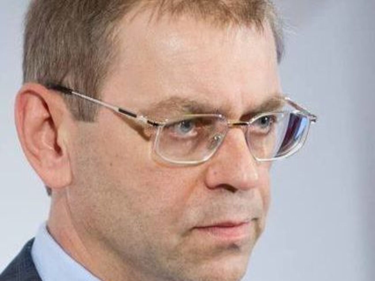 По версии полиции, 31 декабря на Пашинского напал мужчина на дороге в Киевской области