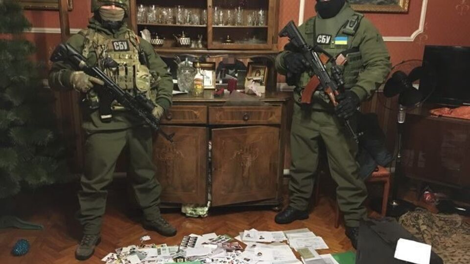 СБУ разоблачила жительницу Покровска Донецкой области, которая по заказу боевиков делала поддельные документы