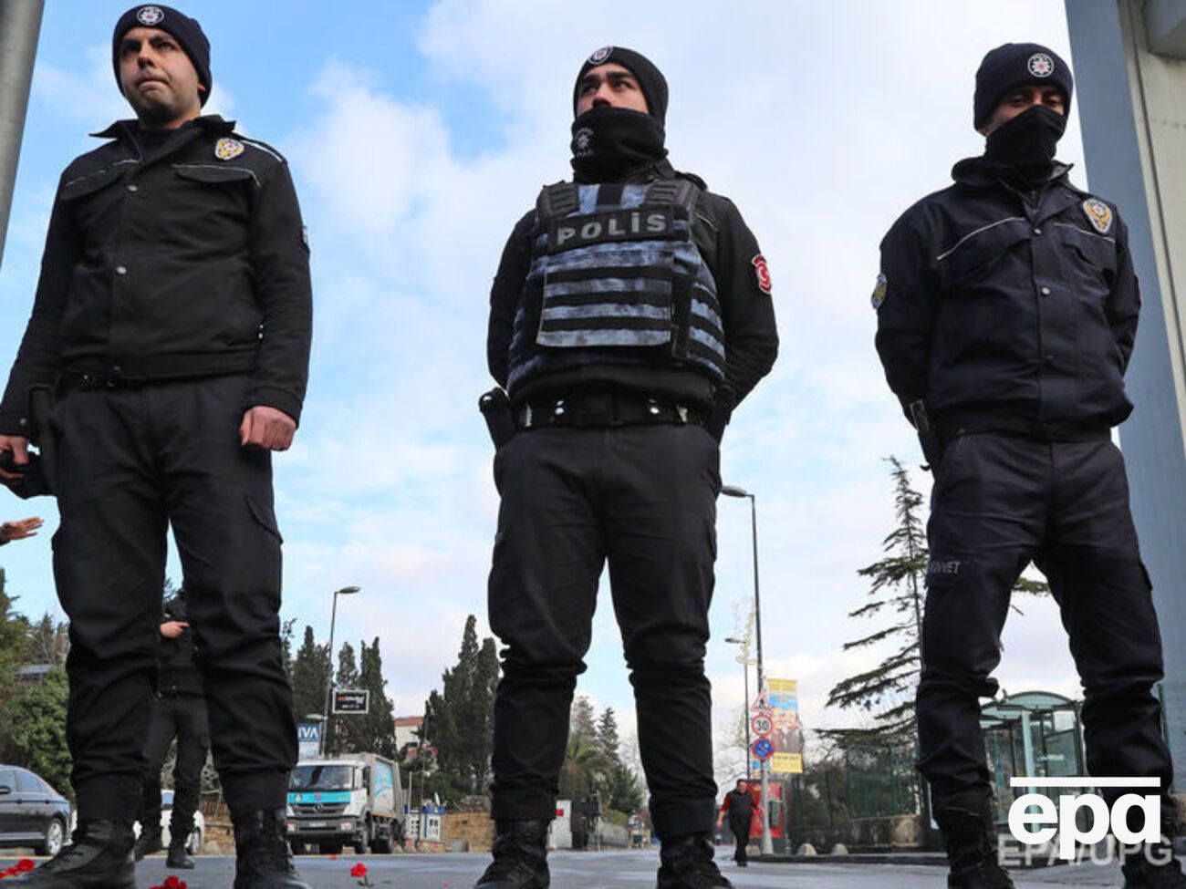 Турецкая полиция задержала двух подозреваемых в аэропорту Стамбула